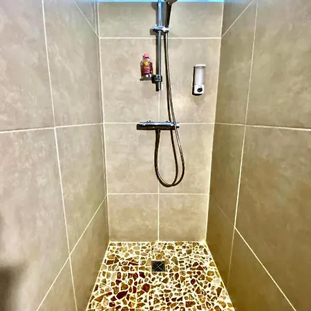 Chez Joyce - T2 Cosy & Moderne - Climatise - Proche De La Cite Medievale